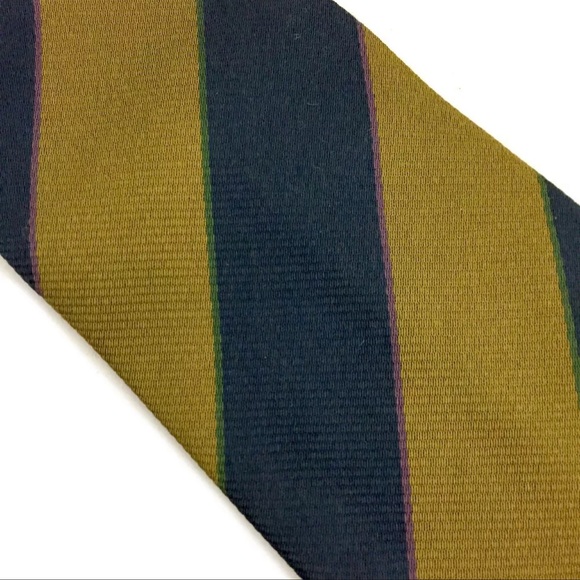 Christian Dior Classic Striped Blue/Gold Silk Tie: Sophisticated & Classic! - Picture 3 of 10
